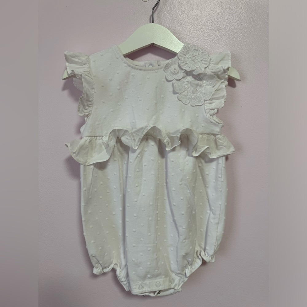 Janie and Jack white romper for cute little one